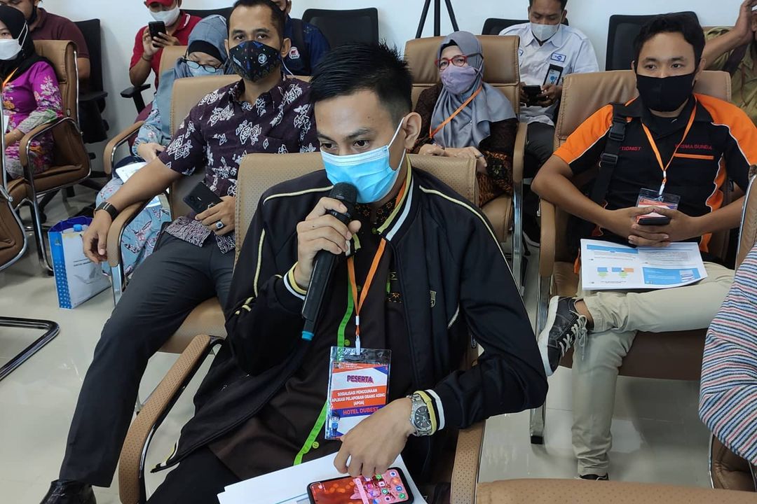 Kegiatan Sosialisasi Penggunaan Aplikasi Pelaporan Orang Asing (APOA) di Ruang Rapat Tembakul.